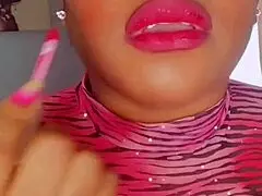 i'm blackvelvet, a fat ebony milf masturbatin solo with big tits