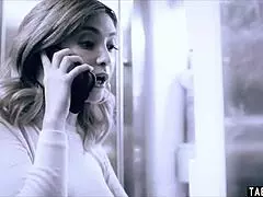 therapy session with sex addicts turns into group activity