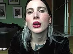 I'm your horny stepmom fantasy with dirty talk 💋