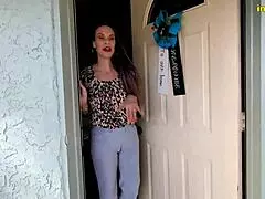 Milf Vicky Vixx Pissing Her Panties In Omorashi Trailer