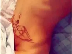 外でオレのデカパイチラ見せしちゃう！