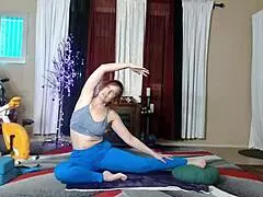 sexy european babe in shaved milf fetish lesson