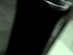 flashing at laundry mat to a mature lady she looks surprised