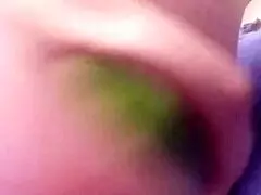 Madura Centroamericana Masturbates Wild with Cucumber! You Won't Believe This Anal Action!