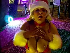 milf-mas homemade sneak peek of big natural tits and cumshot