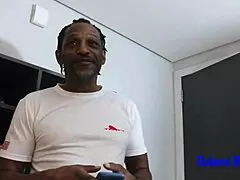 Behind the Scenes with Aline Souza and Paolla Japa