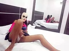 tight vagina brunette starts homemade porn