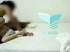 Cuckold blonde who is she in squirting session