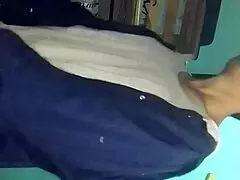 me pongo bucaneras verde me la chupa y cogemos de perrito