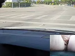 Watch this big ass pawg milf masturbate in her car outdoors