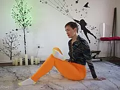 mature european babe teaches yoga lesson 345