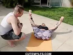 Milf Richelle Ryan motivates stepson