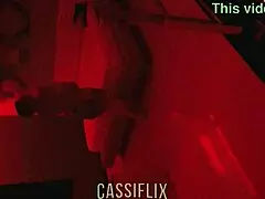 latina milfka nemůže odolat obřímu čuráku olizujícímu její píču