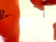 these beautiful lesbian women say 'lick me now' during extreme fingering