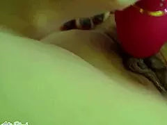 I had two orgasms in four minutes with this clit suckin' toy, it's amazin' for milfs