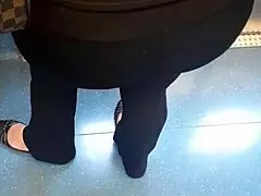 i'm a milf with green eyes and a tasty ass