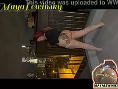 Twerkaholic vid smash, can this ebony babe handle solo action?