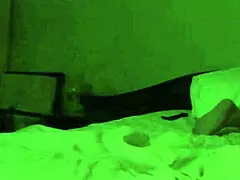 esposa aburrida juega a sentirse puta en rico trio se folla a sus compañeros del trabajo en frente su marido por algo dinero 1