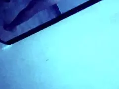 Solo quiero que observes mi cuerpo desnudo y me digas que ves 😘