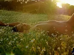 CZECH MILF ANETTA KEYS STRIPS SOLO