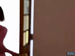 Darla Crane arcraélést kap milf faszszopástól