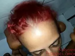 Gozando na cara da minha cunhada enquanto lava banheiro