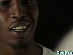 Coola 72 pamer wanita matang payudara besar batang monster