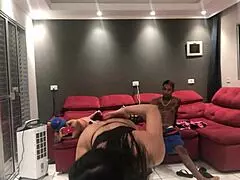 novinha gostosa dançando para os maloqueiros só de fio dental val mineirinha