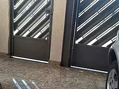 vizinha gostosa in tight jeans shorts teasing all neighbors