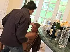 Giver Madison Parker frækt sugepik med store patter?