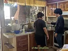 Mi Amigo Folla a Mi Esposa a Mis Espaldas en Casa