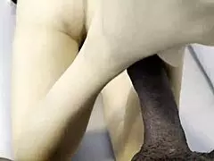 Hűha! Geil Érett Rita Szopja a Fekete Faszt POV-ban és Kap Egy Rendetlen Cumshot-ot