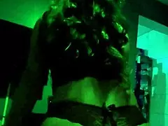 Viděl jsi někdy rošťku kolumbijskou sousedku jezdíc na tvrdým čuráku?