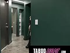 wizard milfs worship redhead pussy then spellbind dick down with their mouths?