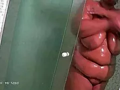 Hidden Camera Catches Naughty Chubby Stepmom Bathing With Big Tits Exposed