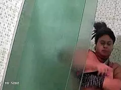 Hidden Camera Catches Naughty Chubby Stepmom Bathing With Big Tits Exposed