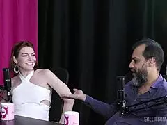 Watch reh queen and kstro dominate bruna carlos in this outdoor group compilation?