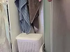 Cuckold Watches Plumber Seduce Wife With Huge Cock For Deepthroat