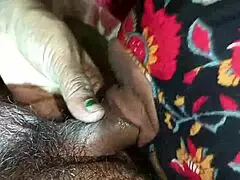 Indian mature aunty goes hardcore with young boy in bed