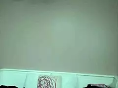 Maxine X γαμάει τον εαυτό της στην κάμερα μετά μακιγιάζ