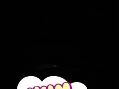 젠장! 스페인 악마 macaronitime이 젖은 거리에서 미쳐 날뛰어!