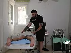 i love that milf massage ending with pussy play