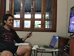 Latina lady, let me watch the game! I can’t handle this handjob anymore!