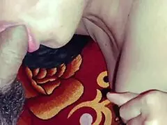 Hey, that desi asian mature woman got fucked home alone with a hot blowjob