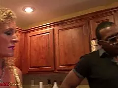 jade says 'fuck me hard, plumbers!'