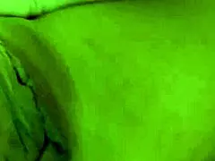 madrastra lame el coño caliente de su hijastra joven