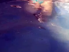 hot mature bbw fucks her dildo