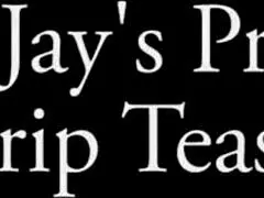 Twerking Time! Mature Sara Jay Shakes Her Sexy Ass