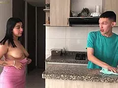 Madrastra’s huge Latina ass pounded during household chores!