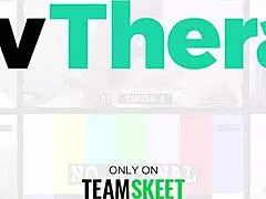 Sessão de terapia pervertida com terapeuta Jessica Ryan e Vanessa Marie.